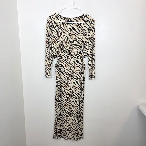 Torrid Cream Black Zebra Print Studio Knit Long Sleeve Cut Outs Maxi Dress Sz 10 - Picture 3 of 11